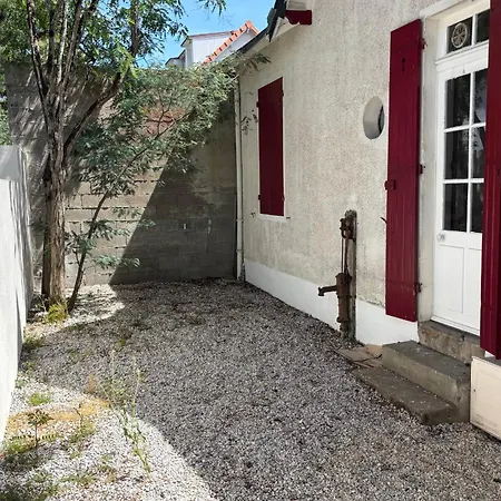 Tatil Evi Bright House With Terrace And Garden La Baule